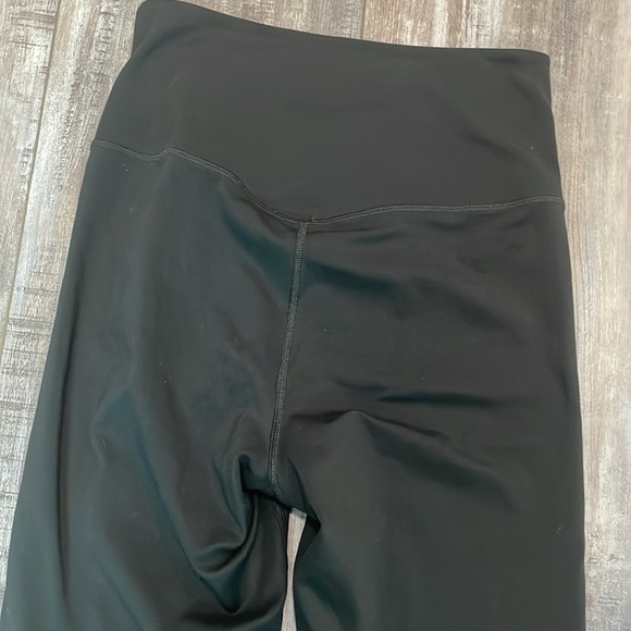 GIRLFRIEND Collective Black Leggings medium - Picture 6 of 7